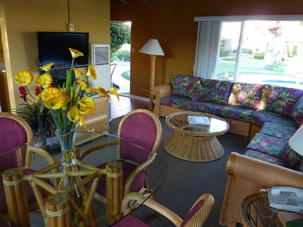 A Place In The Sun Hotel - Adults Only Big Units, Privacy Gardens & Heated Pool & Spa In 1 Acre Park Prime Location, Pet Friendly, Top Midcentury Modern Boutique Hotel Palm Springs Room photo